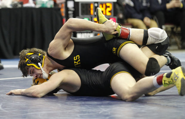 022214bp-st-wrestling—145-2